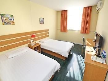 Home Inn Jiaotong University Xinhua Road Shanghai Exterior photo